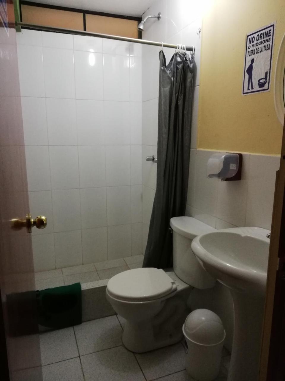 瓦拉斯 Scheler Artizon Trek'S House旅舍 外观 照片